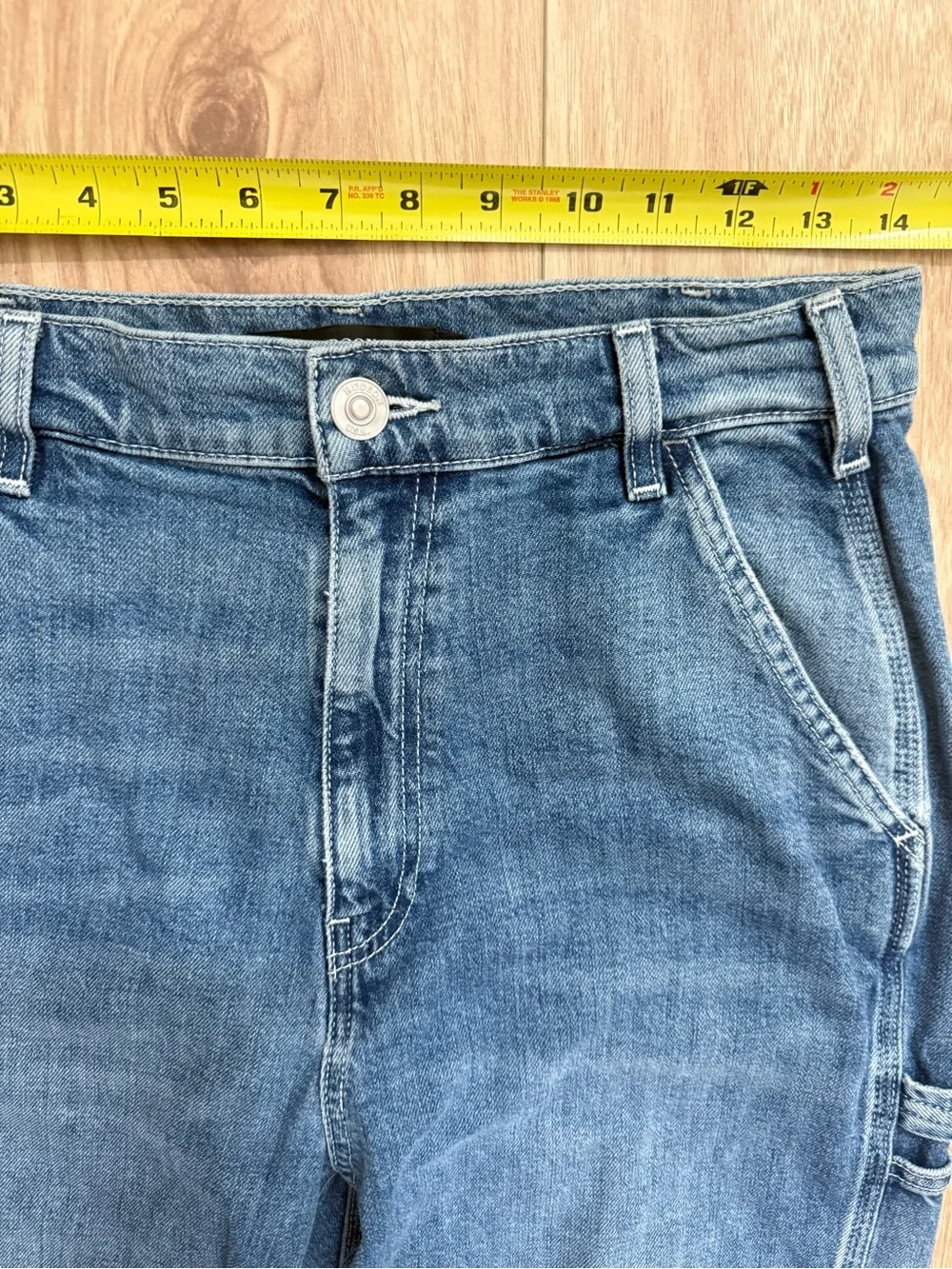 HUDSON Carpenter Cropped Jeans 28